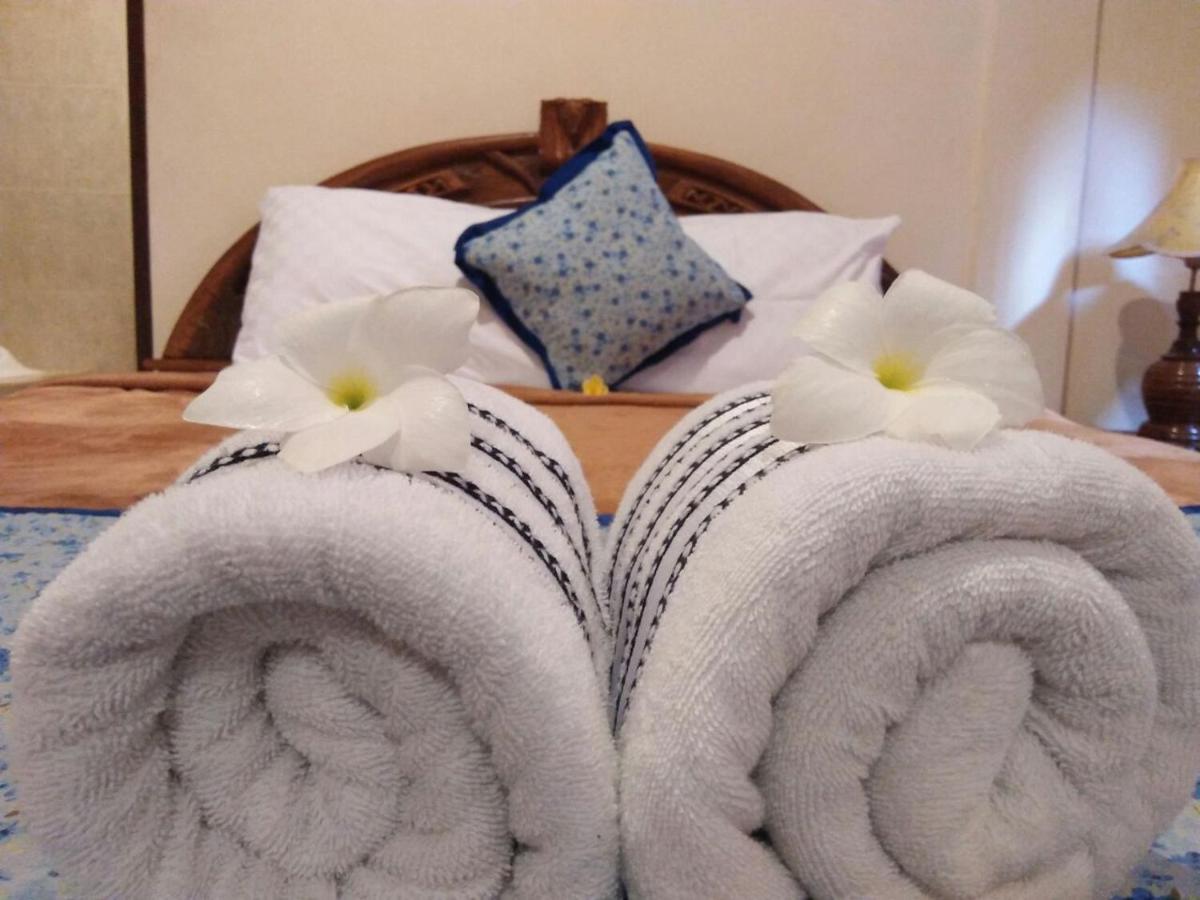 Tri Hita Karana House Hotel Mas  Szoba fotó